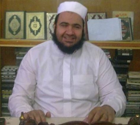 عالم أزهري كفيف محكوم بالإعدام بتهمة قنص المتظاهرين!! عالم أزهري كفيف محكوم بالإعدام بتهمة قنص المتظاهرين!!