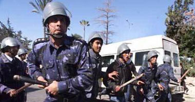 هروب 50 نزيلاً من سجن ليبي هروب 50 نزيلاً من سجن ليبي