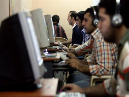 العاصفة الثلجية ترفع استخدام الاردنيين للانترنت 30 % العاصفة الثلجية ترفع استخدام الاردنيين للانترنت 30 %