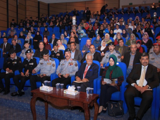 امين عمان ومدير عام قوات الدرك يرعيان ختام الموسم الثقافي لمركز وادي الحدادة