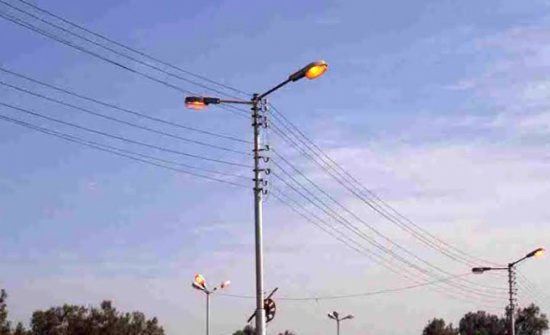 توزيع الكهرباء تكثف استعداداتها للمنخفض الجوي