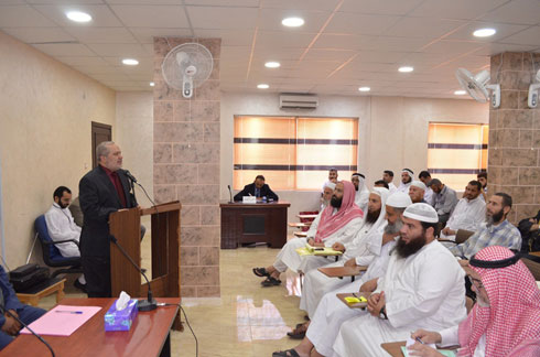 وزير الاوقاف يلتقي بالأئمة والوعاظ والخطباء والواعظات في محافظة الزرقاء