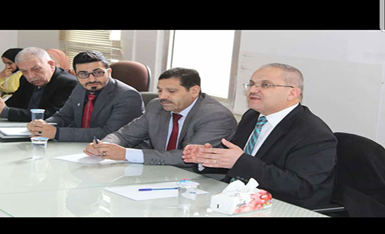 جلسة نقاشية حول مشاركة الشباب في التنمية المحلية في بني كنانة جلسة نقاشية حول مشاركة الشباب في التنمية المحلية في بني كنانة