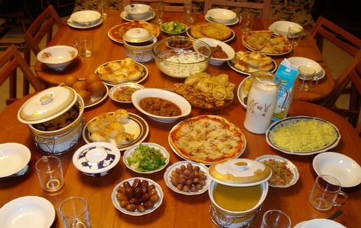 الإسراف في رمضان يرهق جيوب الأسر