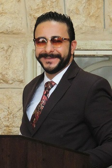 ليبرالي أو يساري.. حذار يا دولة الرئيس.. ليبرالي أو يساري.. حذار يا دولة الرئيس..