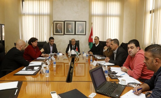 الهيئة التنفيذية لاتحاد الكرة تطلع على الخطط والبرامج التسويقية