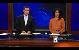 فيديو: تحويل العين البنية إلى زرقاء في دقيقة واحدة