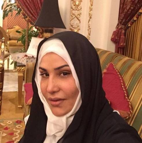صور| أحلام تتحجب وتخرج بدون "مكياج" صور| أحلام تتحجب وتخرج بدون "مكياج"