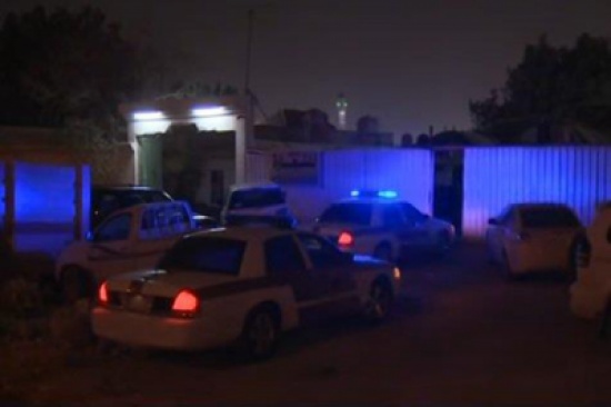 بالفيديو: ضبط ربع مليون لتر زيت سيارات مستعمل يعاد تكريره وبيعه بالفيديو: ضبط ربع مليون لتر زيت سيارات مستعمل يعاد تكريره وبيعه