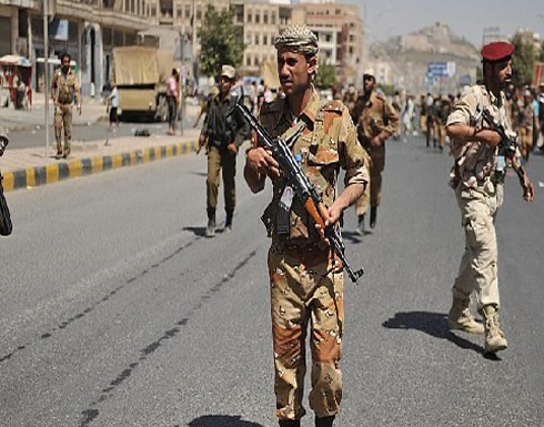 اليمن.. اشتباكات بين الجيش والحوثي قرب حدود السعودية