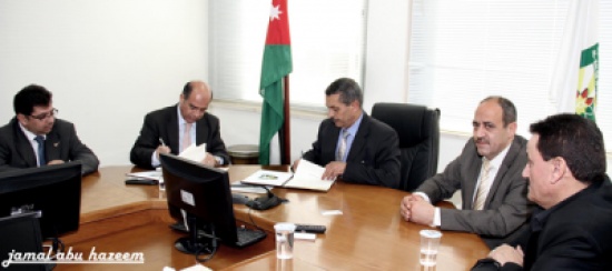 اتفاقية تعاون اكاديمي بين البلقاء التطبيقية والاكاديمية الدولية لتكنولوجيا اتفاقية تعاون اكاديمي بين البلقاء التطبيقية والاكاديمية الدولية لتكنولوجيا