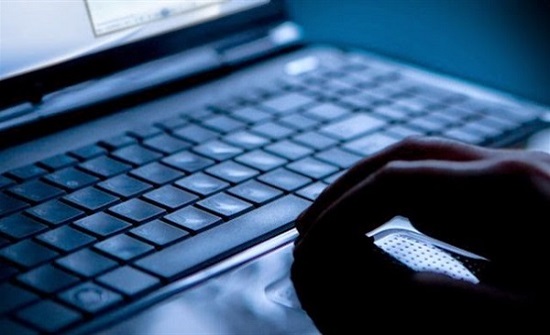 الاوروبيتان المضبوطتان في عمان تديران صفحة تحض على الفجور