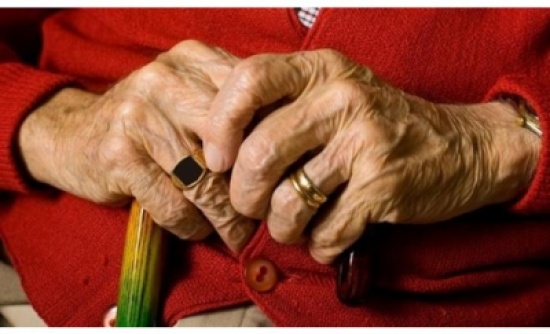 الكرك: وفاة المعمرة العرود عن 105 سنوات و90 حفيدا