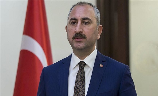 وزير العدل التركي يستنكر الإساءة للقرآن الكريم في أوروبا وزير العدل التركي يستنكر الإساءة للقرآن الكريم في أوروبا