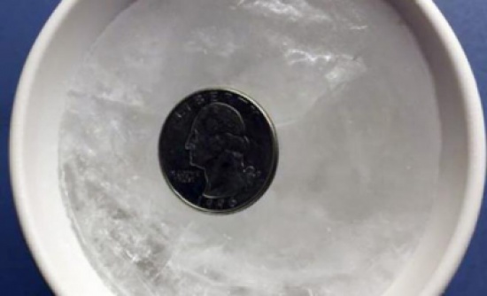 لماذا يجب عليك ترك عملة معدنية في ‘‘الفريزر‘‘ قبل مغادرة المنزل؟