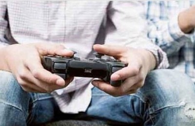تغريم شاب وضع “منوما” لزوجته ليلعب “بلاي ستيشن” تغريم شاب وضع “منوما” لزوجته ليلعب “بلاي ستيشن”