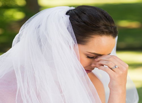 زوجة اكتشفت شيء غريب في زوجها ليلة الزفاف فرفعت عليه قضية خلع! زوجة اكتشفت شيء غريب في زوجها ليلة الزفاف فرفعت عليه قضية خلع!
