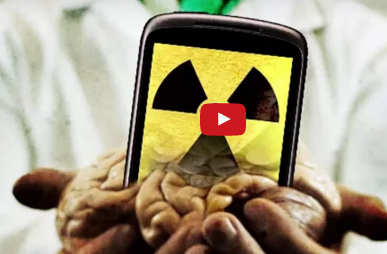 بالفيديو : أغرب 5 حالات وفاة بسبب الهواتف النقالة