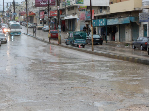 استمرار العمل بمشروع الخلطات الساخنة لبلدية دير ابي سعيد