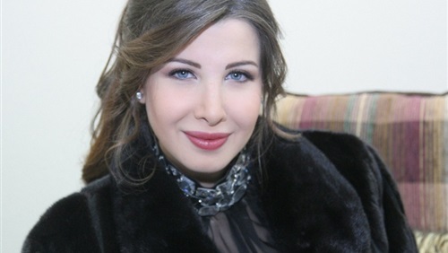 نانسي عجرم: "فيه أحلى من قعدة البيت بهيك الطقس" نانسي عجرم: "فيه أحلى من قعدة البيت بهيك الطقس"