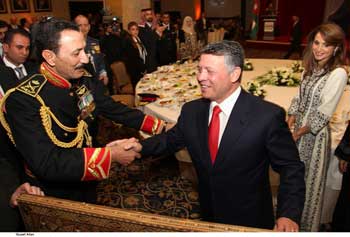 الملك يرعى الاحتفال الذي أقامته القوات المسلحة الأردنية بمناسبة عيد ميلاد جلالته الملك يرعى الاحتفال الذي أقامته القوات المسلحة الأردنية بمناسبة عيد ميلاد جلالته