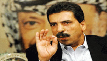 مسؤول في فتح يدعو سكان غزة للعصيان المدني ضد حماس