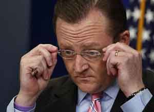 البيت الابيض يشدد موقفه ضد خطط مبارك للبقاء في السلطة