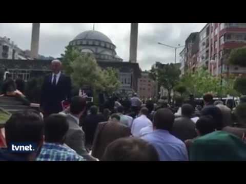 “فيديو”: أردوغان يرتل القرآن الكريم ويدهش المصلين “فيديو”: أردوغان يرتل القرآن الكريم ويدهش المصلين
