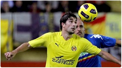 فياريال يمدد عقد كاني لعامين إضافيين