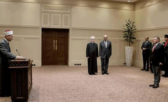 الصمادي يؤدي اليمين القانونية أمام الملك رئيسا للمحكمة العليا الشرعية