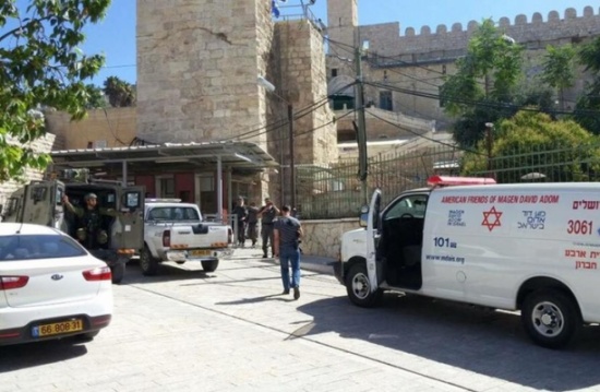 استشهاد فلسطيني بعد طعنه مستوطنا جنوب الضفة استشهاد فلسطيني بعد طعنه مستوطنا جنوب الضفة