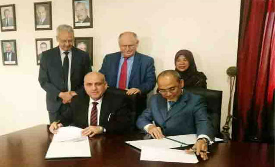 اتفاقية تعاون بين جامعة الزرقاء وجامعة العلوم والادارة الماليزية اتفاقية تعاون بين جامعة الزرقاء وجامعة العلوم والادارة الماليزية