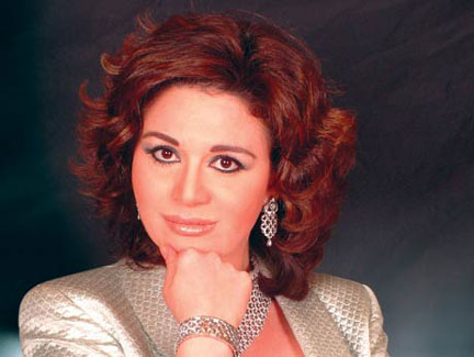 الهام شاهين تصف البرادعي بالعميل !