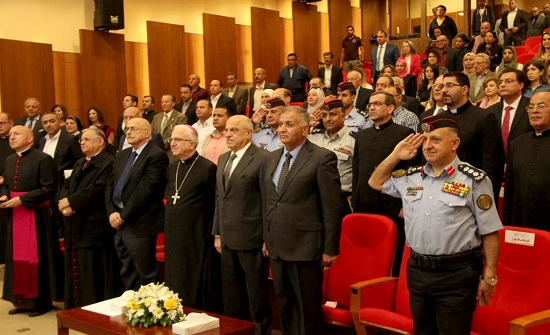 الجامعة الأميركية تحتفل بعشر سنوات على حجر الأساس الجامعة الأميركية تحتفل بعشر سنوات على حجر الأساس