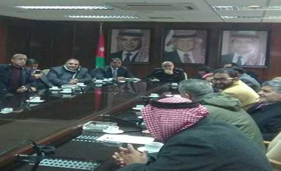 وزير المياه يلتقي وفدا من مجلس العاصمة وزير المياه يلتقي وفدا من مجلس العاصمة