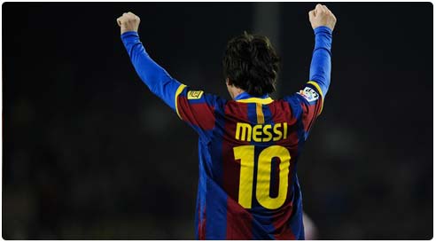 ثلاثية لميسي تعزز صدارة برشلونة