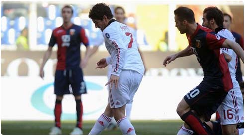 تعثّر ميلان وفوز نابولي يُشعل صراع الصدارة