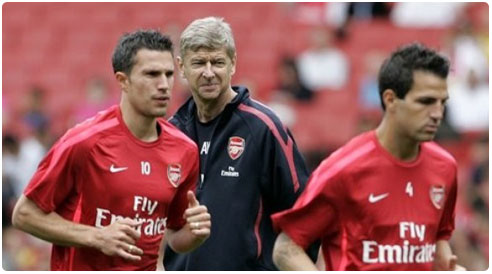 فابريغاس وفان بيرسي ينسحبان من منتخبيهما