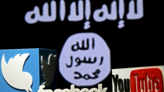 "داعش" ينشر شريطا يظهر فيه صبي بريطاني وهو يعدم احد الاسرى "داعش" ينشر شريطا يظهر فيه صبي بريطاني وهو يعدم احد الاسرى