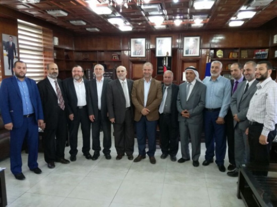 قيادة "العمل الإسلامي" ونواب كتلة الإصلاح يزورون بلدية الزرقاء