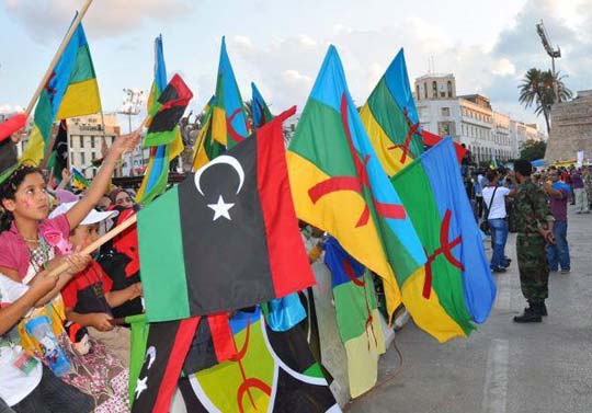 أمازيغ ليبيا يقاطعون لجنة إعداد الدستور وسط استمرار الاحتجاجات