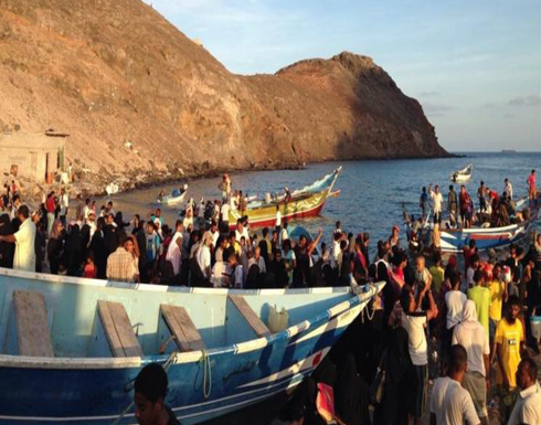 قصف عشوائي لعدة احياء من قبل جماعة الحوثي.. ونزوح جماعي من عدن