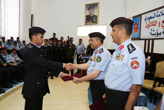 تخريج الفوج الرابع والثلاثين من كلية العلوم الشرطية بجامعة مؤتة