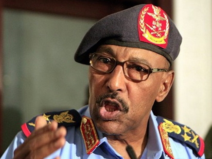 "إخوان السودان" يطالبون بإقالة وزير الدفاع ويصفونه بـ"الفاشل" "إخوان السودان" يطالبون بإقالة وزير الدفاع ويصفونه بـ"الفاشل"