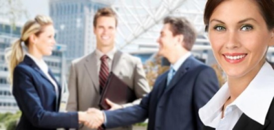 مائدة مستديرة حول تعزيز دور المراة في المجتمع