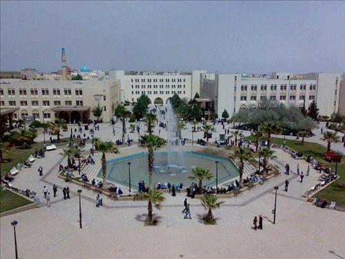 رئيس مؤتة يبحث آلية تطوير البرامج الأكاديمية في كلية الحسن للعلوم الأسلامية