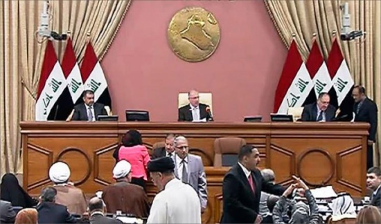 العراق يخسر المليارات بسبب تأخير الموازنة المالية العراق يخسر المليارات بسبب تأخير الموازنة المالية