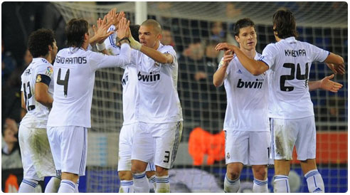 ريال يتخطى إسبانيول ويدنو من المتصدر