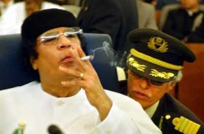 القذافي يدعو الفلسطينيين للزحف سلميا نحو فلسطين وخلق أزمة للعالم