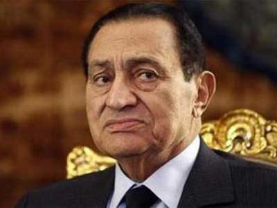 الرئيس المصري السابق في غيبوبة متكررة ويرفض تناول العلاج الرئيس المصري السابق في غيبوبة متكررة ويرفض تناول العلاج
